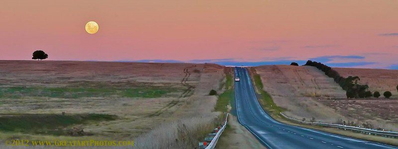 Sunset Road, by Nicole Vlug - Great Art Photos and Tutorials Sunset Road, by Nicole Vlug - www.GreatArtPhotos.com