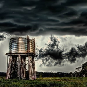Storm and the Header Tank - www.GreatPhotoTutorials.com